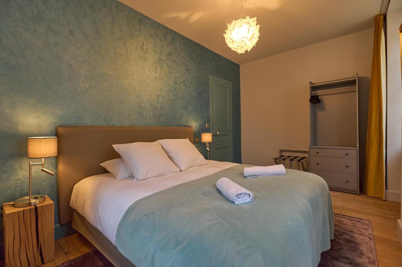 Appartement Montagnon - Les Suites Du Palais - Classe 4 Etoiles, Parking Prive, Vue Cathedrale, 3 Chambres, Primo C0Nciergerie ヌヴェール エクステリア 写真