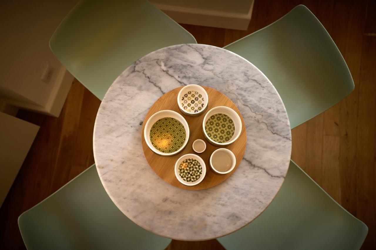 Appartement Montagnon - Les Suites Du Palais - Classe 4 Etoiles, Parking Prive, Vue Cathedrale, 3 Chambres, Primo C0Nciergerie ヌヴェール エクステリア 写真