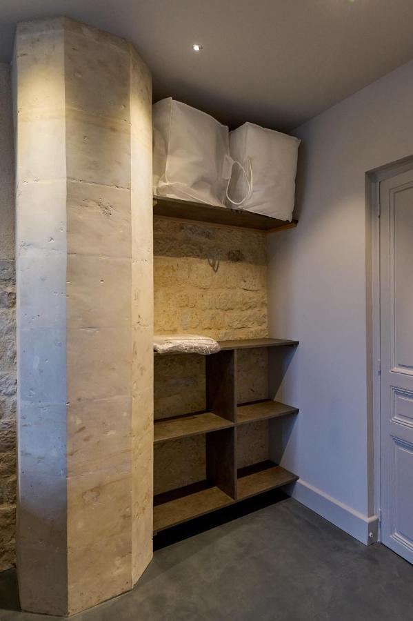 Appartement Montagnon - Les Suites Du Palais - Classe 4 Etoiles, Parking Prive, Vue Cathedrale, 3 Chambres, Primo C0Nciergerie ヌヴェール エクステリア 写真